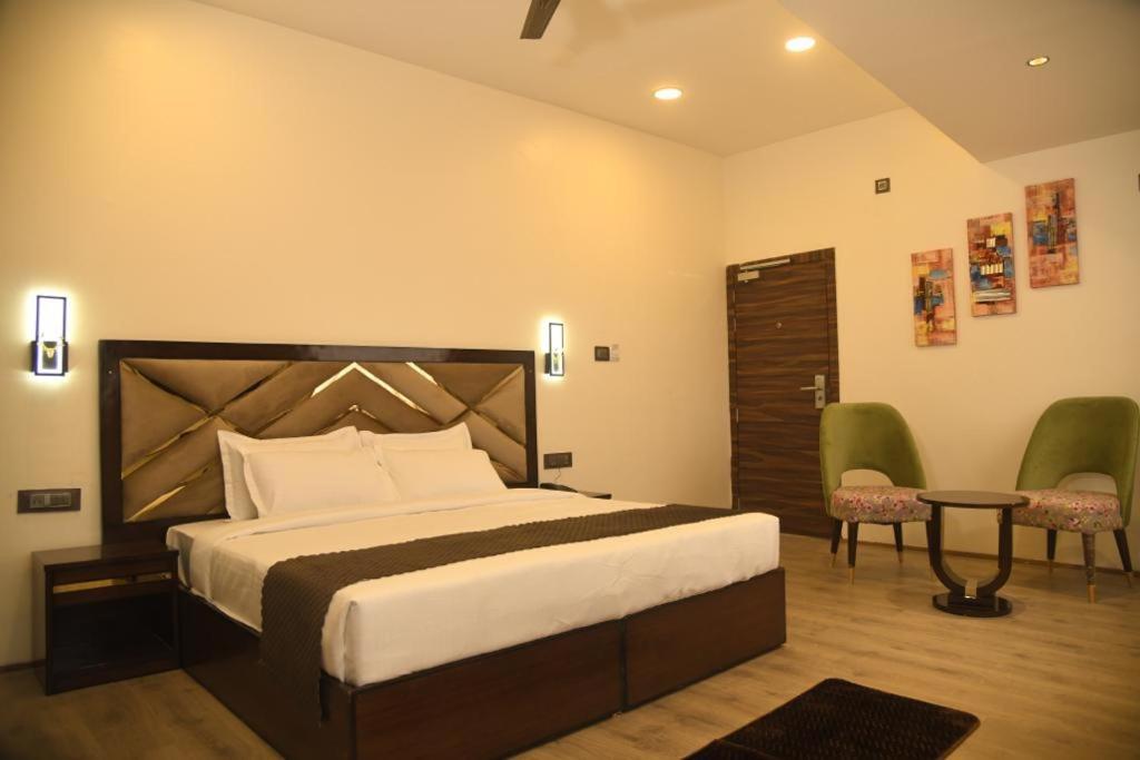 Cloud Social Hotel Shillong Exterior photo